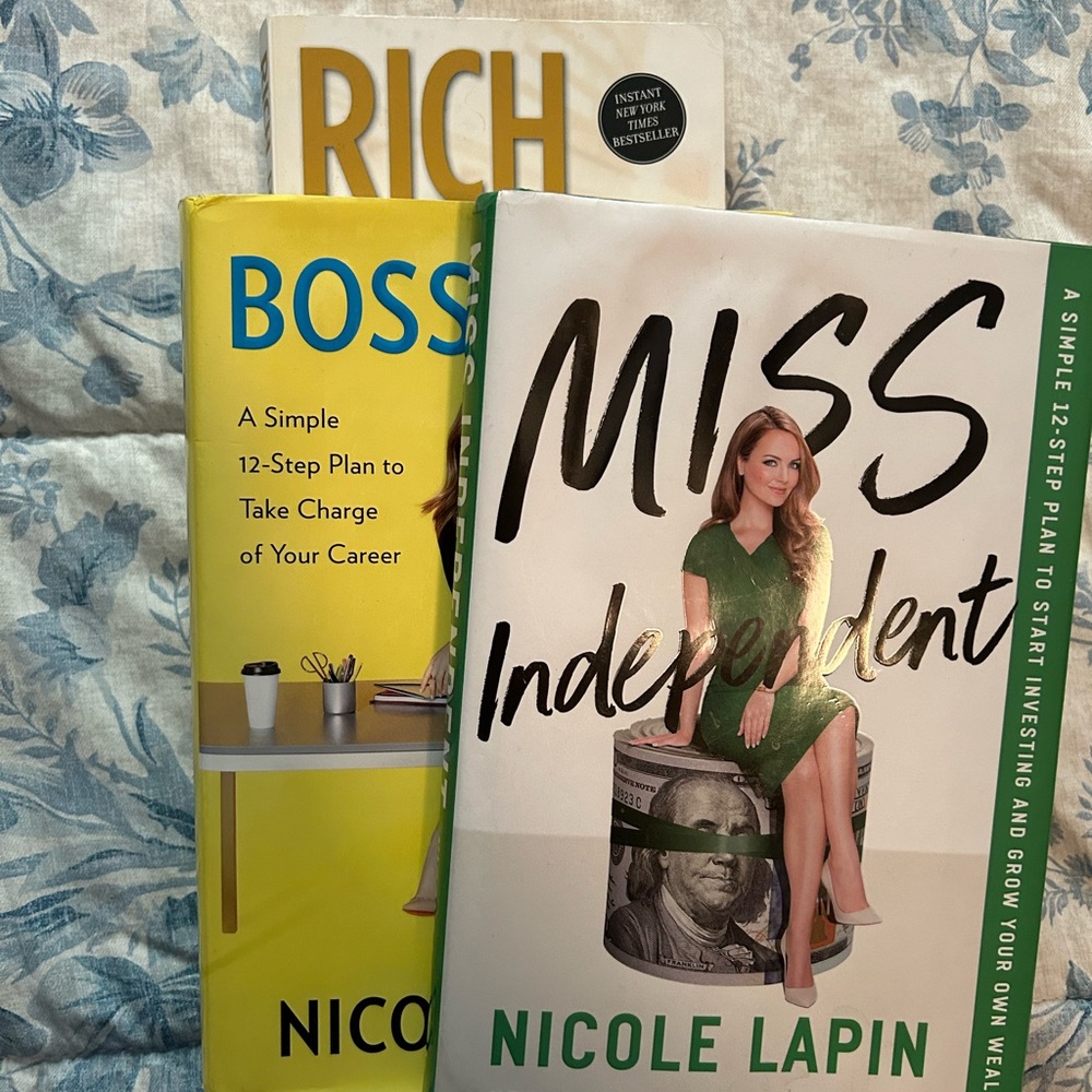 Rich B****, Boss B****, and Miss Independent - by Nicole Lapin